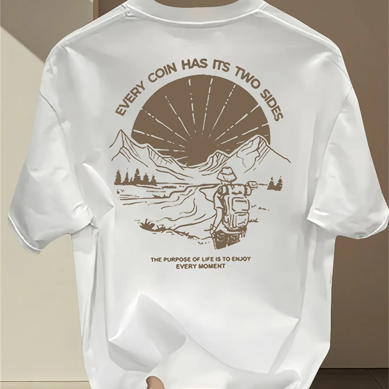 Vintage Mountain Hiking Graphi - Outdoor Adventure Quotes recension och pris