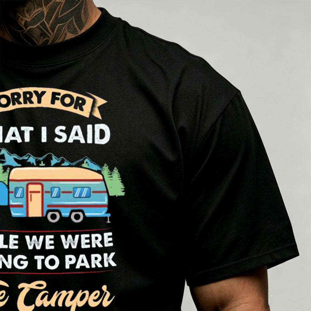 Camper Trailer Camping Graphic - Outdoor Adventure Quotes recension och pris